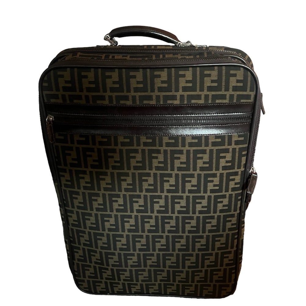 🔥🔥🔥Fendi carry-on vintage luggage - good conditions Authentic - Picture 1 of 12